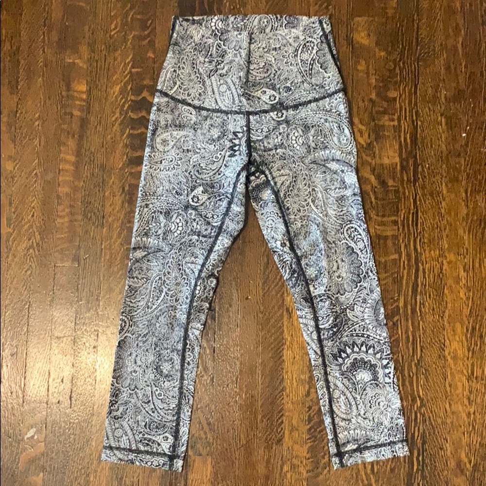 Lululemon Crops